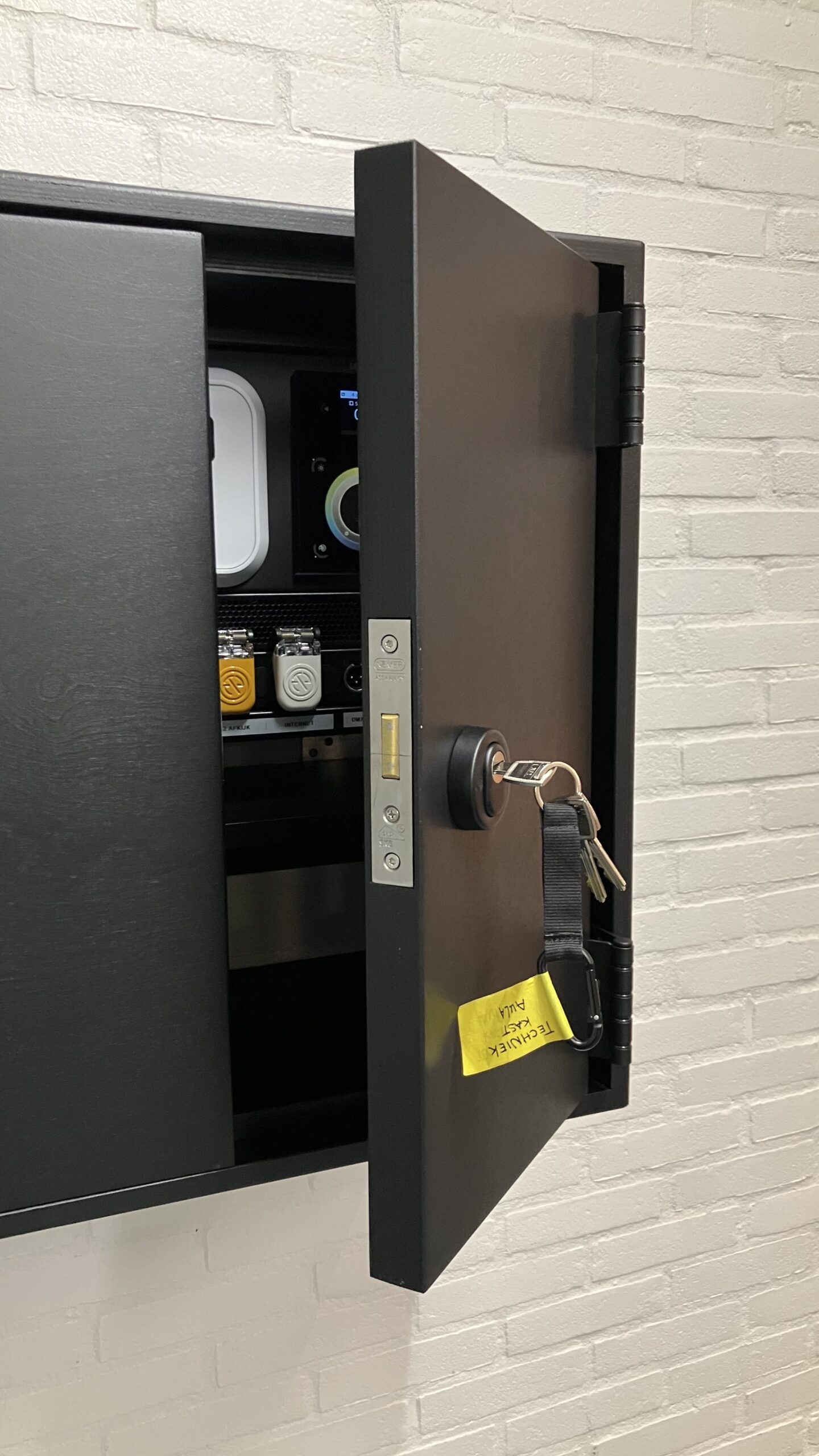 Ombouw voor techniek voorzieningen